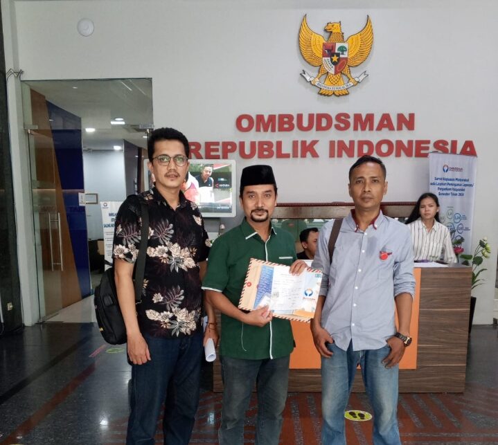 Salah Gunakan Wewenang, Menteri Desa Yandri Susanto Dilaporkan ke Ombudsman
