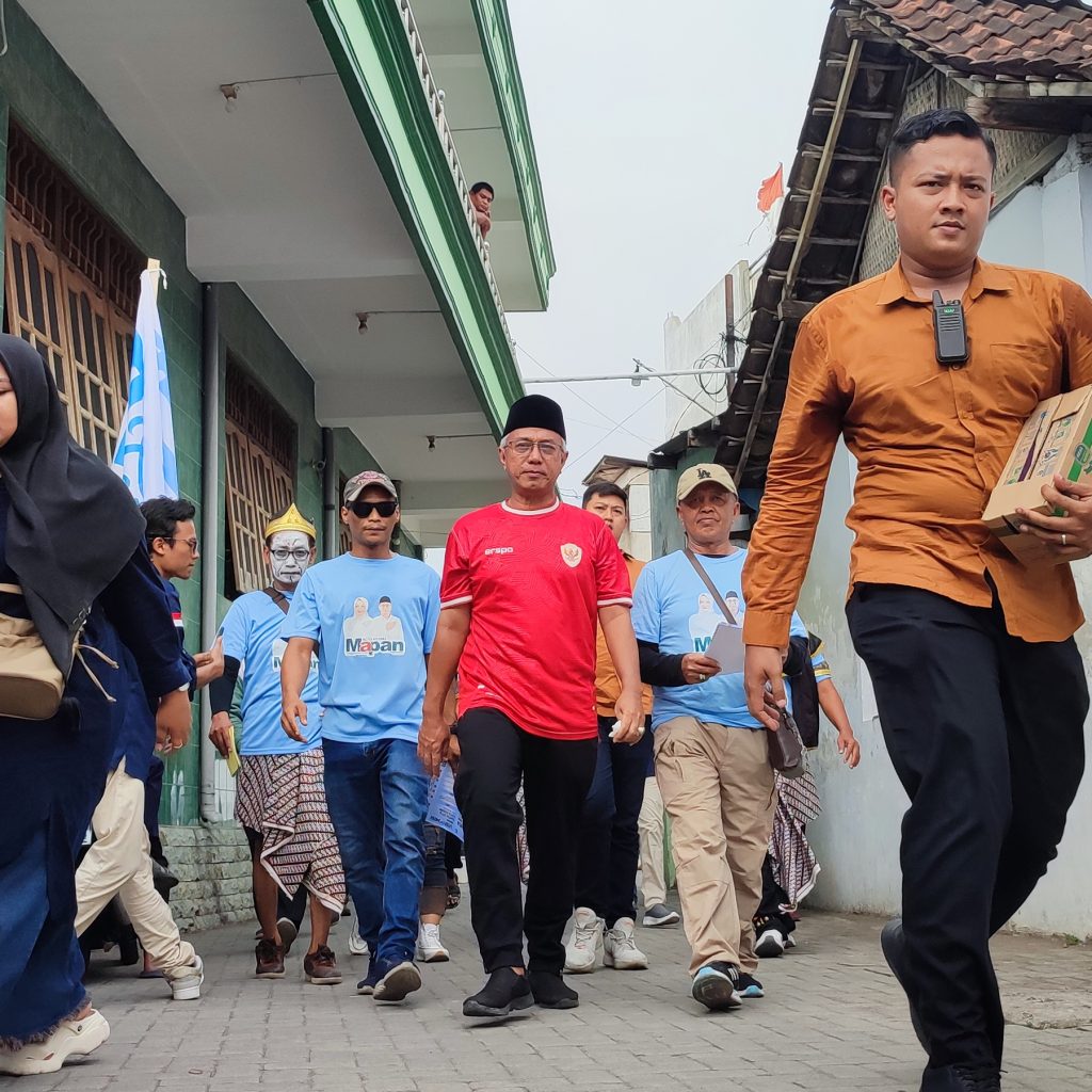 Bawa Solusi untuk Kota Kediri, Gus Qowim Terjun Langsung Sapa Warga Bandar Kidul