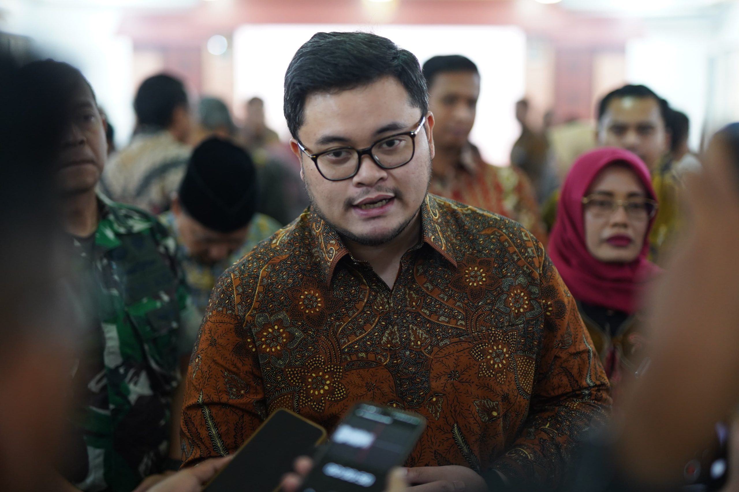 Mas Dhito Minta Tim Relawan Paslon 02 Segera Lakukan Pembersihan APK