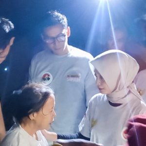 Puting Beliung Terjang Kelurahan Bujel, Relawan Suket Teki Nusantara Bantu Salurkan Bantuan