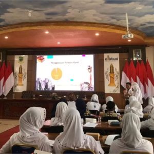 Disdikbud Kota Mojokerto Gelar Lomba Puisi dan Esai HGN 2024 Disdikbud Kota Mojokerto Gelar Lomba Puisi dan Esai HGN 2024