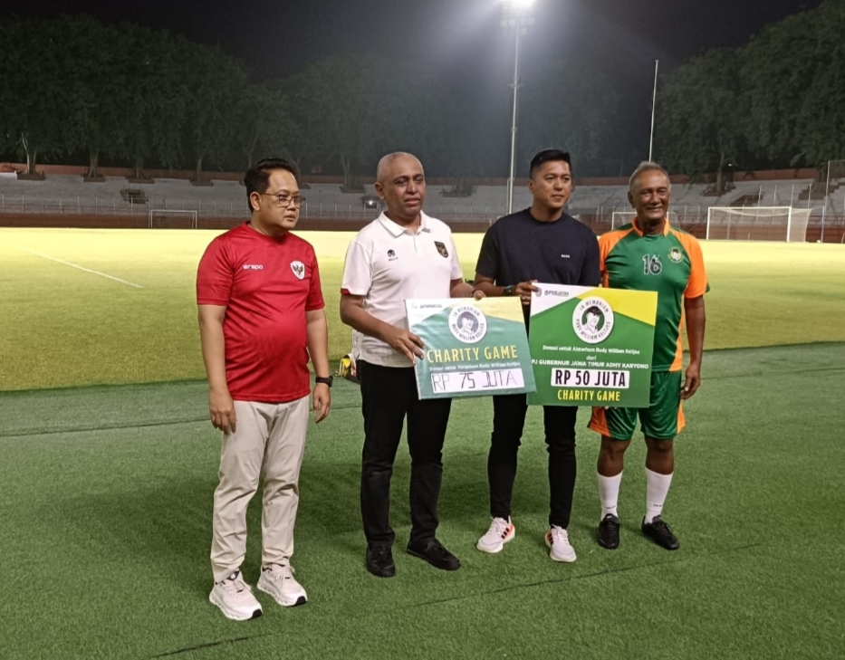 Lima Generasi Pemain Persebaya Kenang Rudy W Keltjes di Stadion Gelora 10 Nopember
