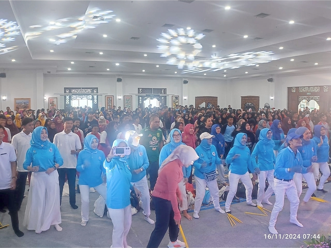 Peringati HKN ke 60 tahun 2024, RSUD RT Notopura Gelar Senam Poundfit dan Seminar Kesehatan   