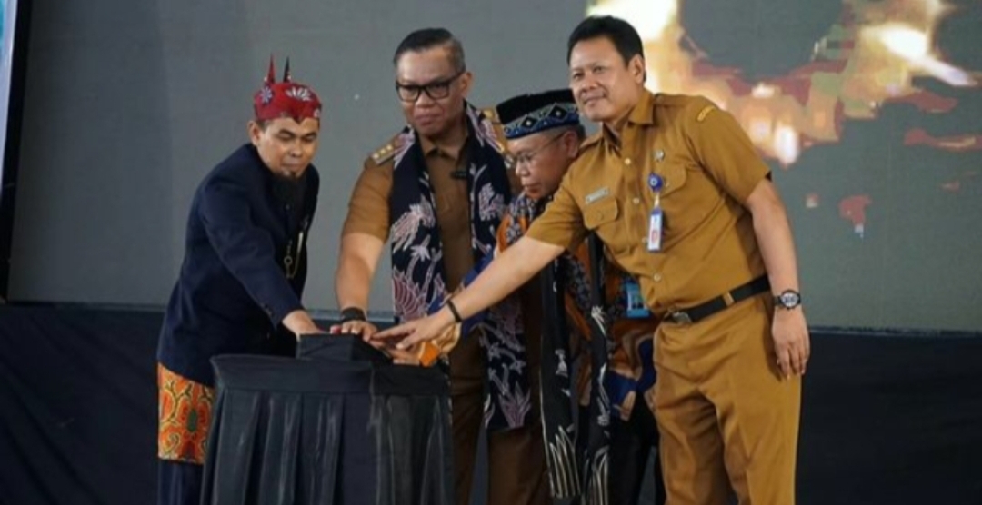 Peringatan Hari Guru 2024 Dikpora Gelar  Pameran Inovasi Dan Kreativitas