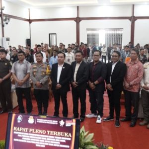 Pilkada Mojokerto ; Rekapitulasi KPU: Paslon Gus Barra & dr. Rizal Dinyatakan Unggul Pilkada Mojokerto ; Rekapitulasi KPU: Paslon Gus Barra & dr. Rizal Dinyatakan Unggul