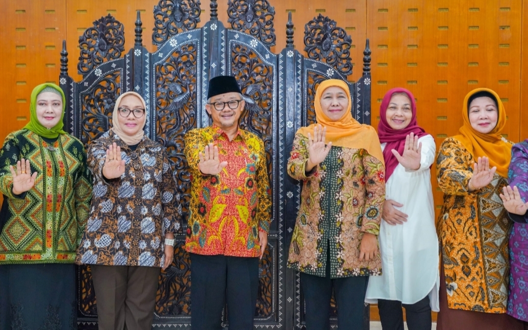 Temui Mendikdasmen, Ketum Muslimat Sampaikan Usulan Regulasi Penggunaan Medsos Bagi Anak Hingga Implentasi MBG