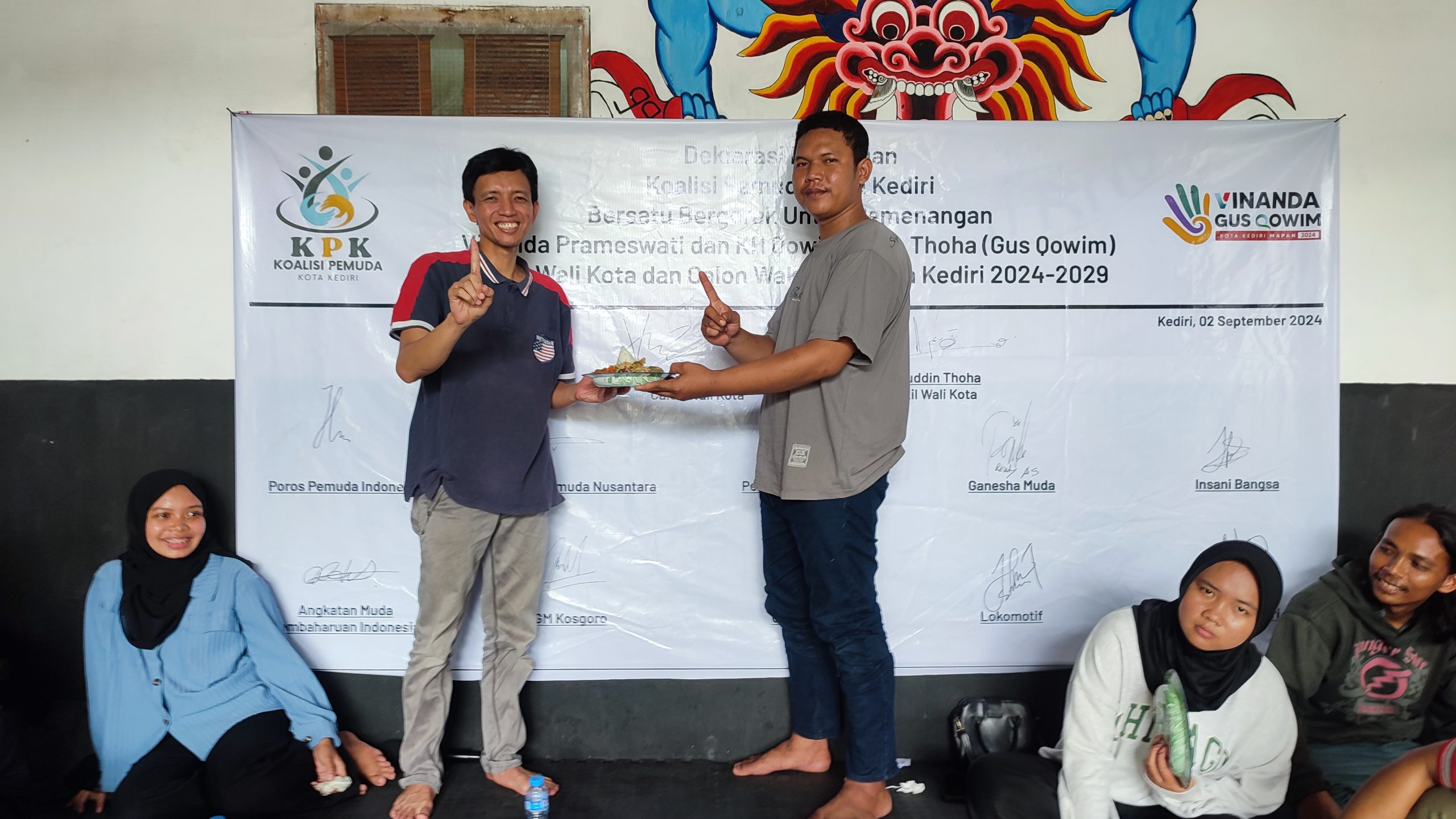 Kemenangan  Vinanda-Gus Qowim, KPK Gelar Syukuran
