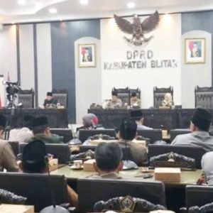 Penyampaian Pandangan Umum Fraksi DPRD Kabupaten Blitar Penyampaian Pandangan Umum Fraksi DPRD Kabupaten Blitar