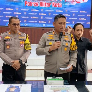 Polres Blitar Kota Ungkap Pelaku Tabrak Lari yang Tewaskan Korban di Parit Polres Blitar Kota Ungkap Pelaku Tabrak Lari yang Tewaskan Korban di Parit