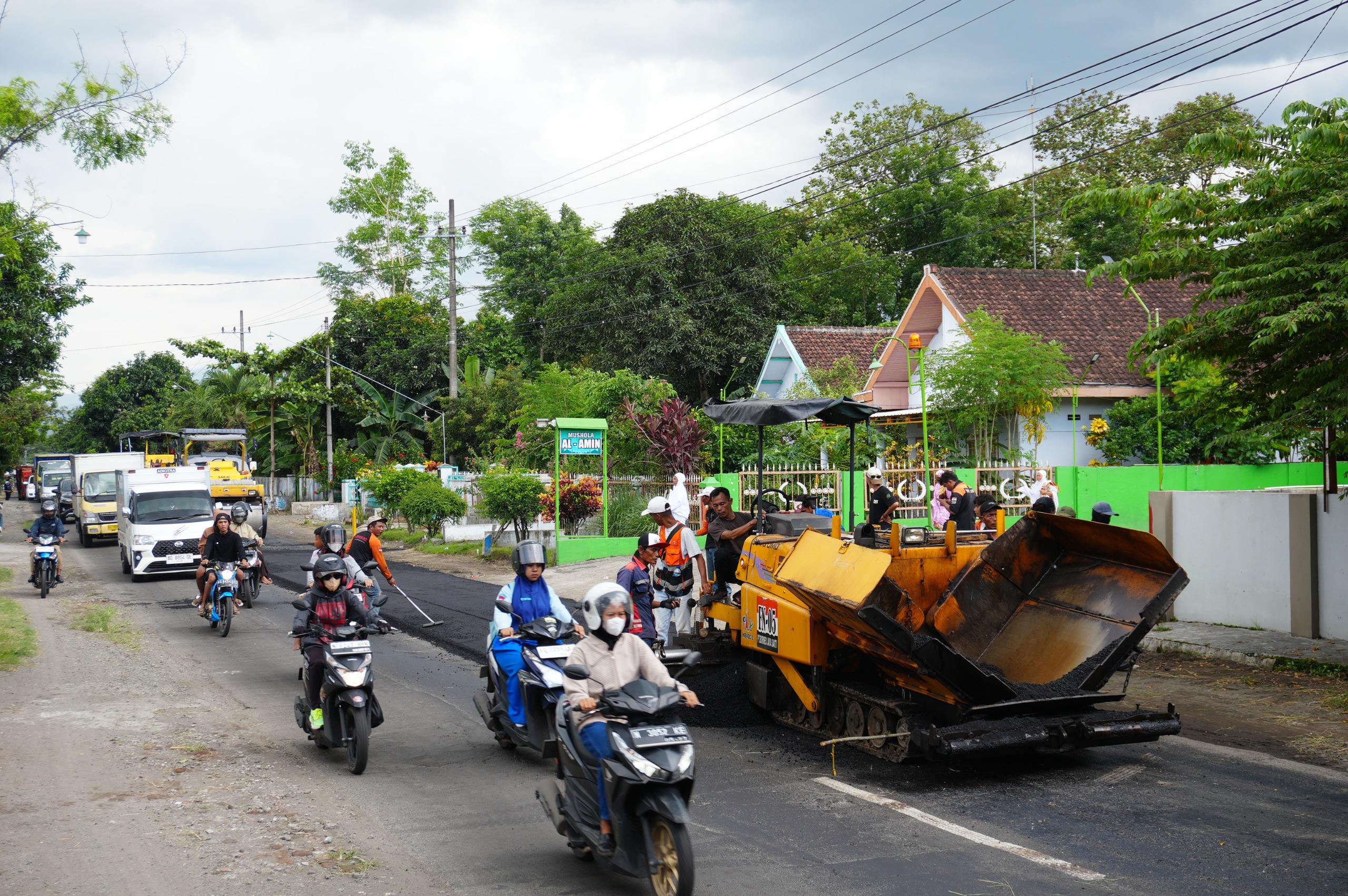 Jalan Pare-Kandangan Mulus Lagi, Janji Mas Dhito Terbukti