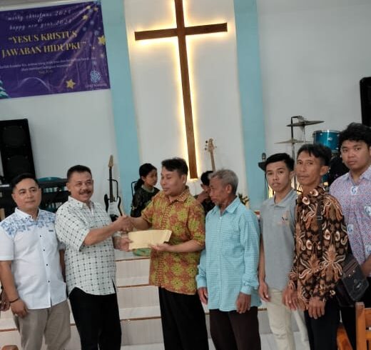 Pastikan Perayaan Natal Lancar Suyatno Kunjungi Gereja Pantekosta Di Manjung Panekan