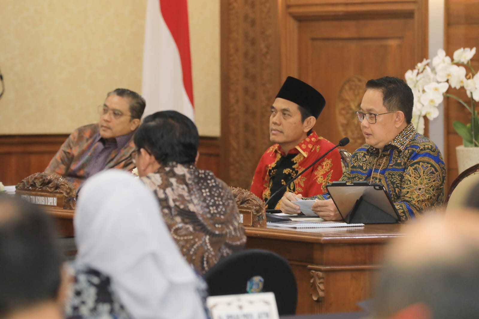 Pj. Gubernur Ungkap Capaian Pemprov Jatim Didepan Anggota Komisi ll DPR