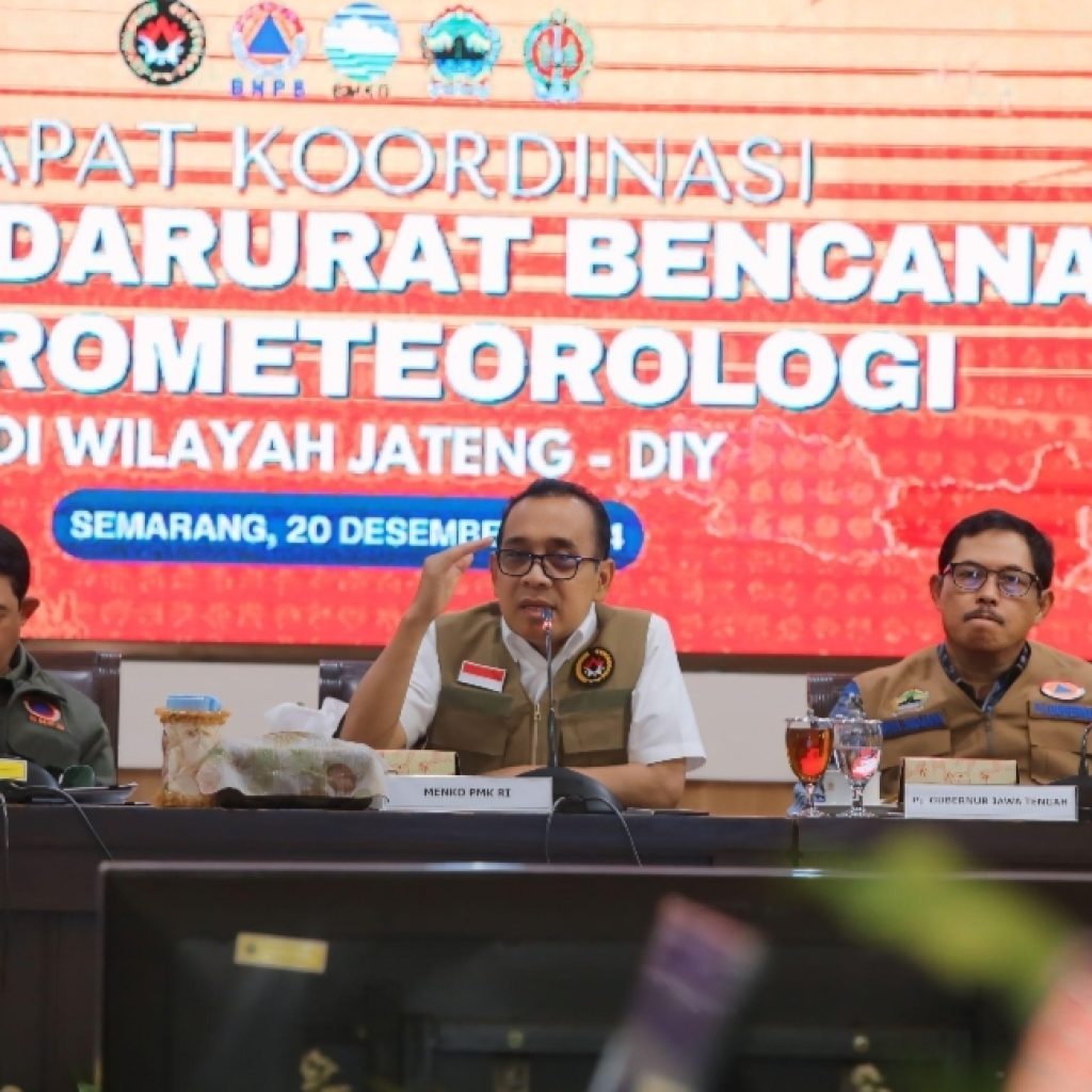 Awas! Potensi Bencana Hidrometeorologi Cukup Tinggi