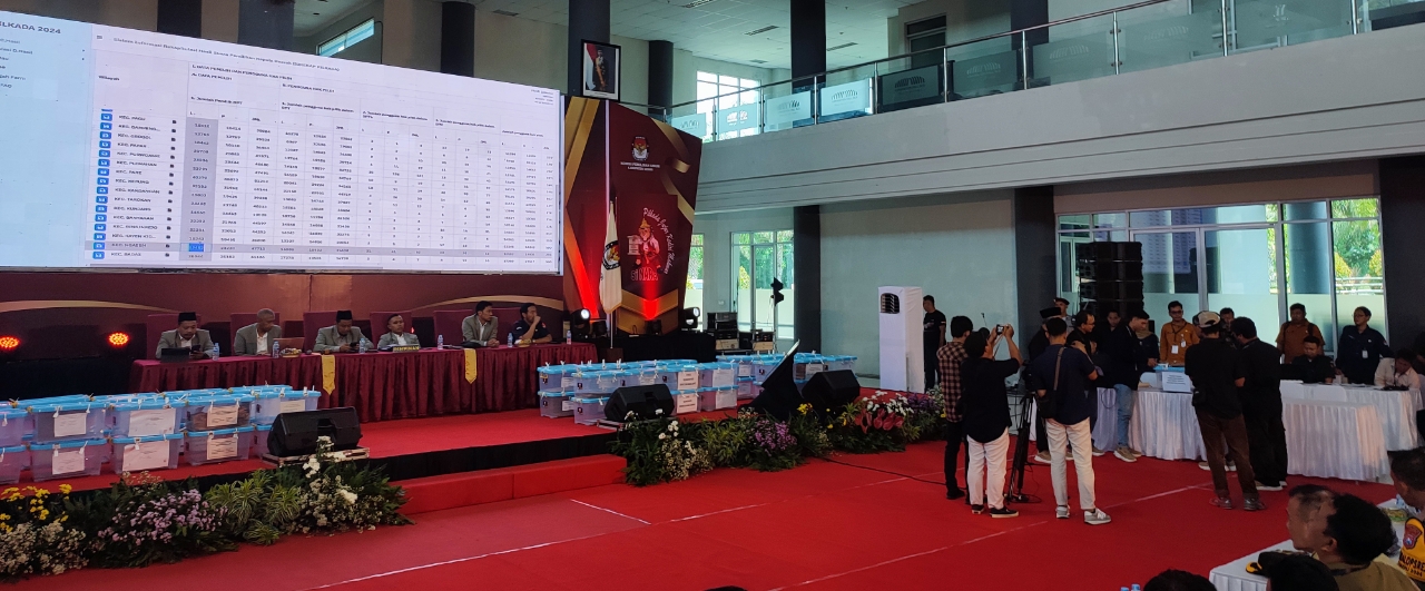 KPU Kabupaten Kediri Gelar Rapat Pleno Rekapitulasi Pilkada Serentak 2024