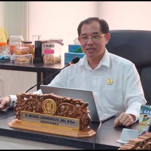 dr Michael: Dinas Kesehatan Surabaya Segera Sosialisasikan 144 Penyakit Tidak Dicover BPJS dr Michael: Dinas Kesehatan Surabaya Segera Sosialisasikan 144 Penyakit Tidak Dicover BPJS