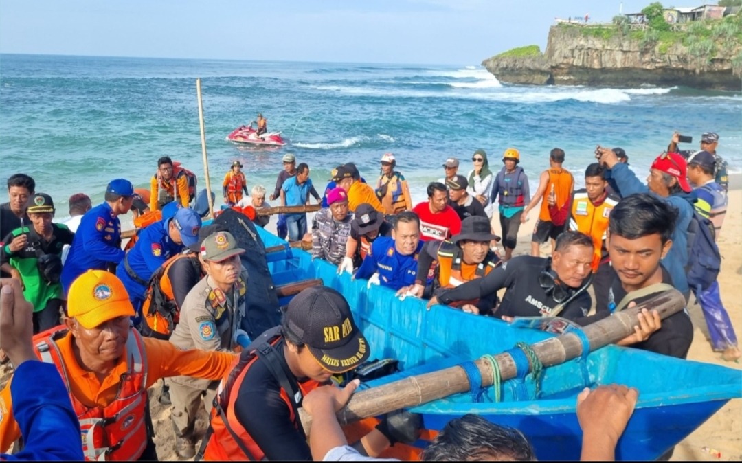 Pastikan Korban SMP 7 Mojokerto di Pantai Drini Yogjakarta Dapat Layanan Maksimal