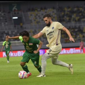 Hasil Liga 1, Didepan Ribuan Pendukungnya : Persebaya Gagal Raih Poin Penuh Hasil Liga 1, Didepan Ribuan Pendukungnya : Persebaya Gagal Raih Poin Penuh