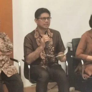 Mantan Wakil Ketua KPK: Vonis Harvey Moeis Tidak Sesuai Peraturan MA Mantan Wakil Ketua KPK: Vonis Harvey Moeis Tidak Sesuai Peraturan MA