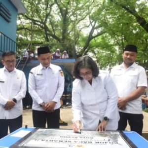 Pemkot Kediri Resmikan Pojok Baca Digital di Hutan Joyoboyo dan Taman Sekartaji