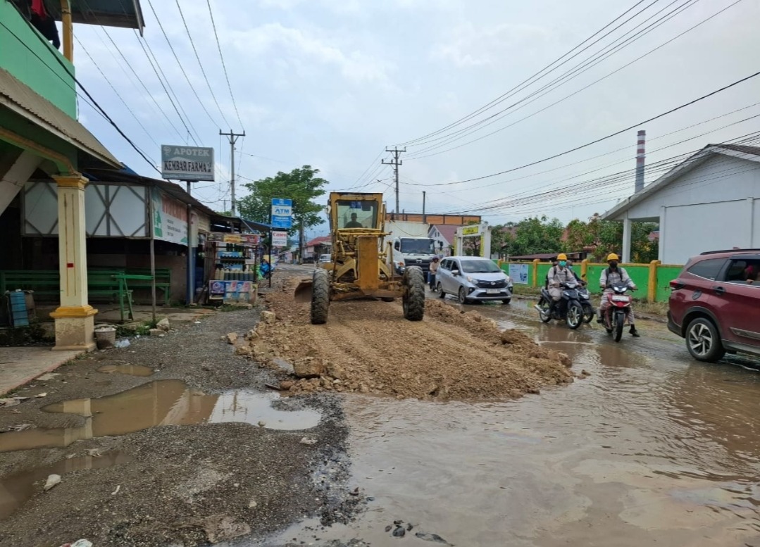 Dukung Efisiensi Anggaran, BPJN Sulteng-PT IMIP Perbaiki Jalan Gunakan Dana CSR