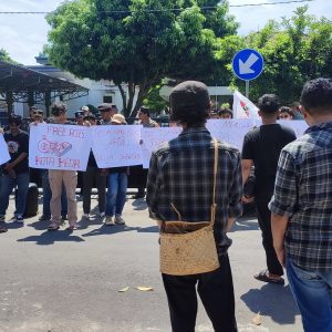 Masyarakat Kota Kediri Desak Revisi Perda Perumahan, Soroti Pengembang yang Langgar Aturan Masyarakat Kota Kediri Desak Revisi Perda Perumahan, Soroti Pengembang yang Langgar Aturan