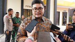 Bupati Kediri Hanindhito Himawan Pramana bersama Kapolda Jatim Irjen Pol Imam Sugianto saat meresmikan revitalisasi gedung dan fasilitas Polres Kediri, menandai perkembangan Kabupaten Kediri sebagai daerah sub urban.