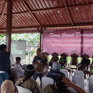 Evaluasi Pilkada 2024, KPU Kabupaten Kediri Gelar FGD Bersama Jurnalis dan Stakeholder