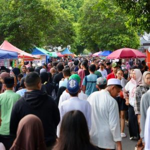 Pemkab Banyuwangi Siapkan Pasar Takjil Ramadan “Festival Ngerandu Buko” Pemkab Banyuwangi Siapkan Pasar Takjil Ramadan “Festival Ngerandu Buko”