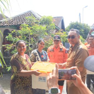 Wabup Mojokerto Fokus Pada Kesehatan Warga Dampak Banjir di Dawarblandong Wabup Mojokerto Fokus Pada Kesehatan Warga Dampak Banjir di Dawarblandong