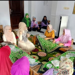 Merajut Harapan, Eks ODGJ Kota Kediri Dilatih Handy Craft untuk Masa Depan yang Lebih Mandiri Merajut Harapan, Eks ODGJ Kota Kediri Dilatih Handy Craft untuk Masa Depan yang Lebih Mandiri