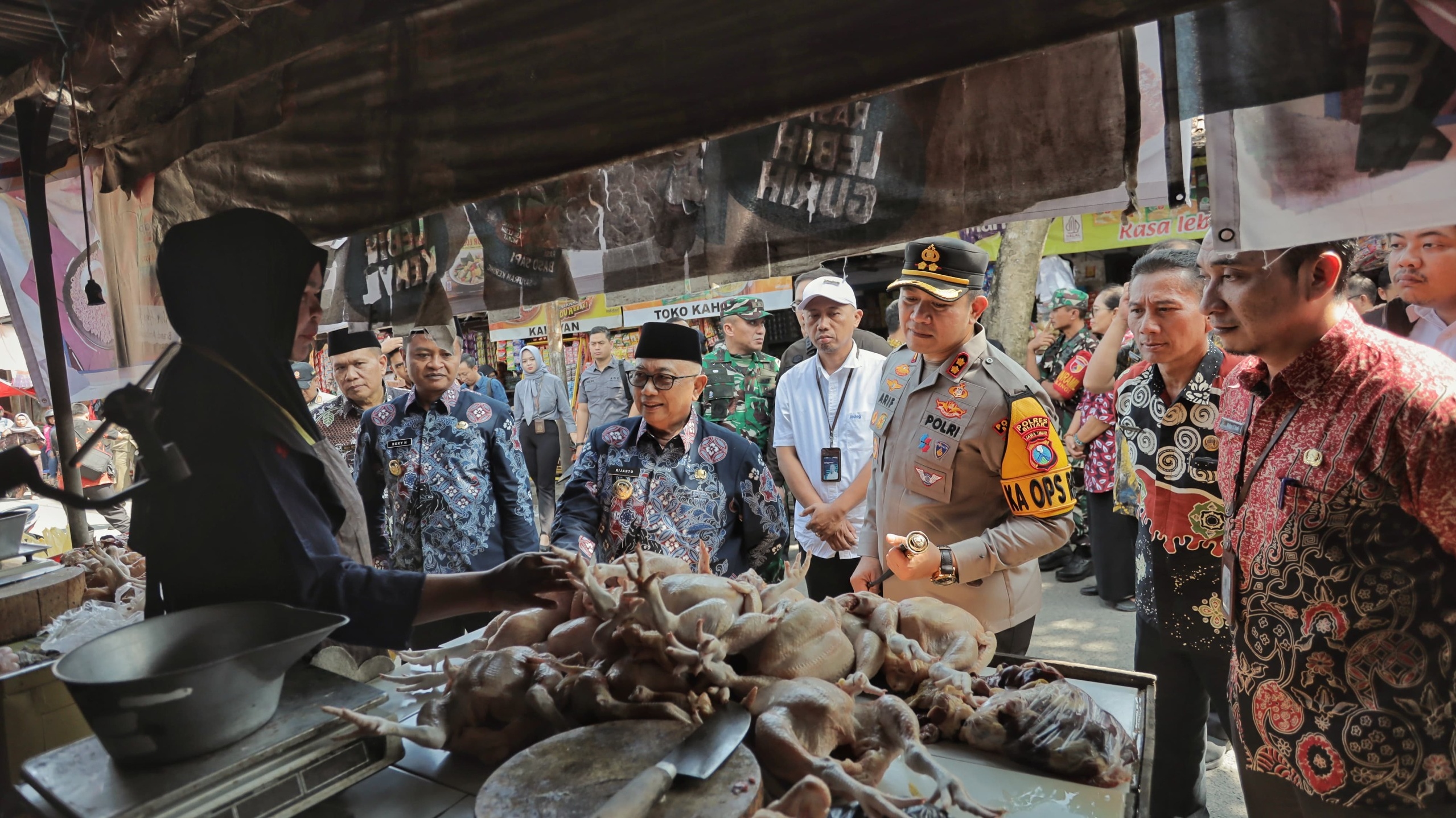 Polres Blitar dan Bupati Sidak Bapokting Jelang Hari Raya Idul Fitri