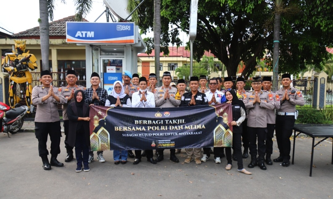 Sejumlah Jurnalis Sesalkan Pembagian Takjil Atas Namakan Media Dari Polres Magetan