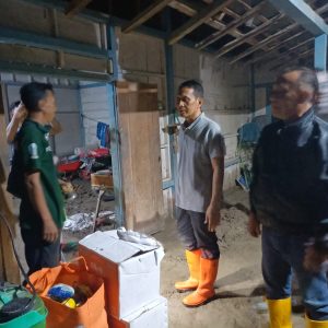 Bupati Bojonegoro Pantau Penanganan Banjir Bandang di Kecamatan Gondang Bupati Bojonegoro Pantau Penanganan Banjir Bandang di Kecamatan Gondang