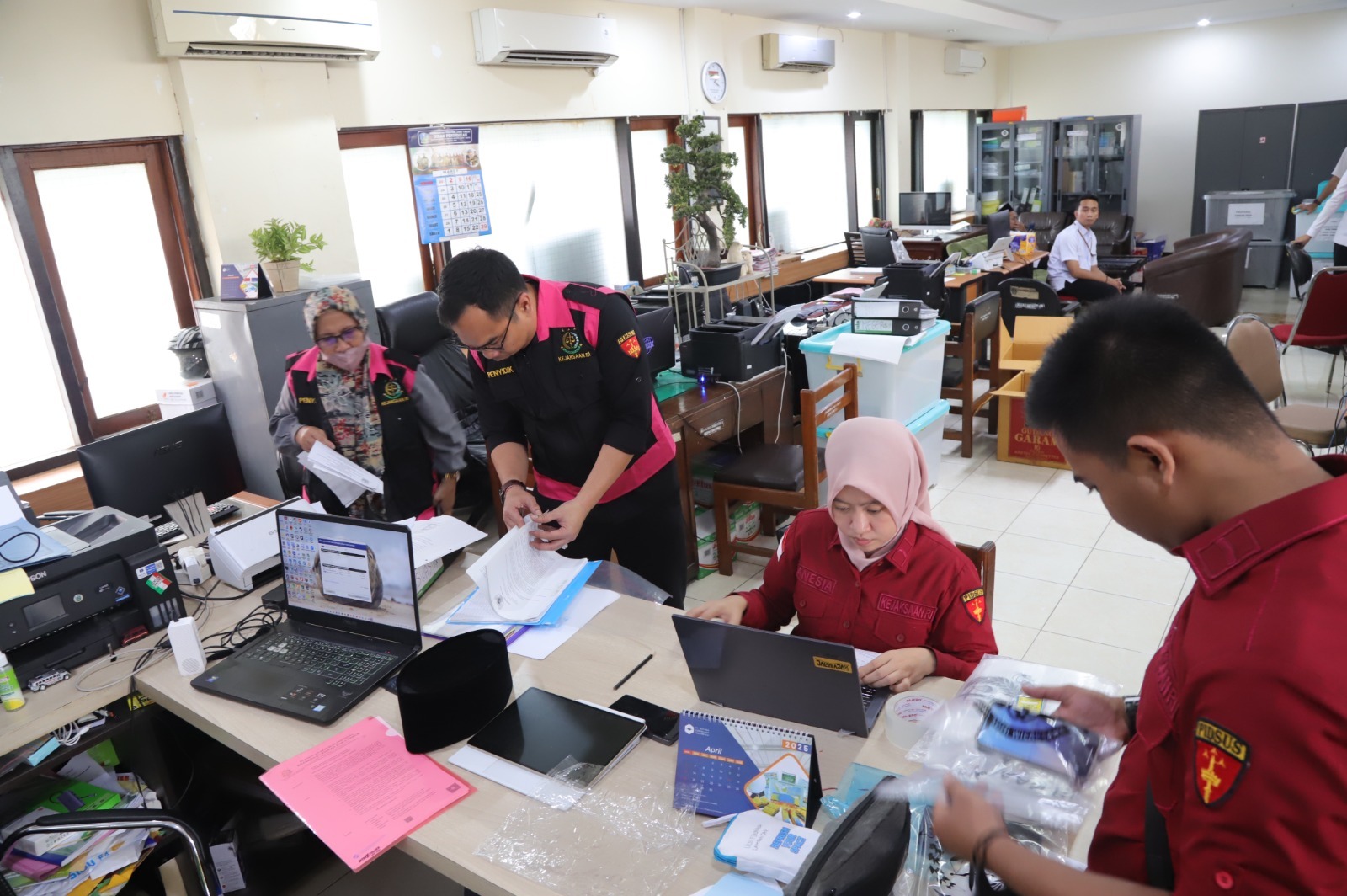 Kejati Jatim Geledah Dinas Pendidikan, Dugaan Korupsi Hibah SMK Terkuak