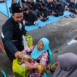 Ratusan Anggota PSHT Kota Kediri Gelar Buka Puasa dan Santunan untuk Dhuafa