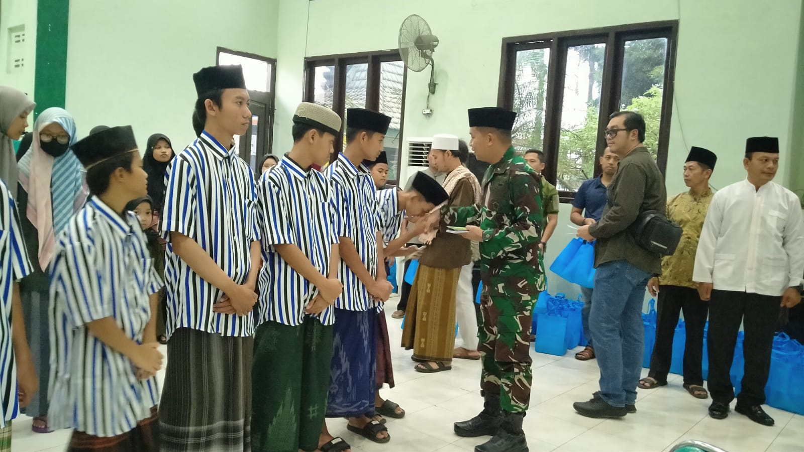 Jaga Stabilitas Bersama Media, Kodim 0809 Kediri Gelar Buka Puasa dan Santunan