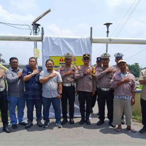 Jalur Alternatif Jembatan Pagerruyung di Buka Khusus Kendaraan Roda Dua Jalur Alternatif Jembatan Pagerruyung di Buka Khusus Kendaraan Roda Dua