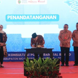 Pemkab Mojokerto Gelar Konsultasi Publik Ranwal RPJMD Selaraskan Pusat Provinsi Pemkab Mojokerto Gelar Konsultasi Publik Ranwal RPJMD Selaraskan Pusat Provinsi