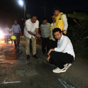 Cek Jalan dan DAM Jebol Rusak di Situbondo, Wagub Emil H-10 Lebaran Target Selesasi