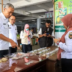 Pemkot Kediri Sidak Pasar, Temukan 30 Persen Sampel Pangan Mengandung Zat Berbahaya Pemkot Kediri Sidak Pasar, Temukan 30 Persen Sampel Pangan Mengandung Zat Berbahaya