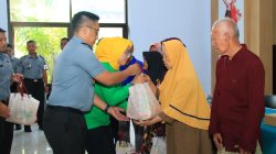 Sambut HBP ke-61 Lapas Banyuwangi Gelar Baksos Salurkan 61 Paket Sembako di Kecamatan Giri