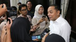 Ancam Cabut Izin Perusahaan Tahan Ijazah Pekerja, Eri Buka Posko Pengaduan