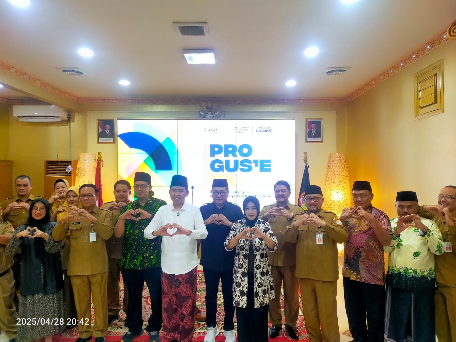 Pemkab Jember Melalui Dinas PU Bina Marga dan SDA Mulai Lakukan Perbaikan Jalan Berlubang