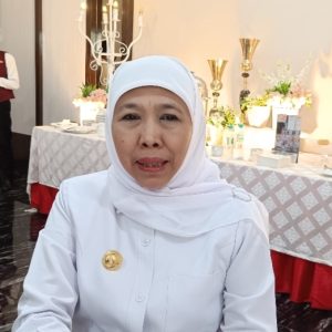 Didepan Menko Zulhas, Gubernur Jatim Minta Koperasi Desa Jadi Agen Pupuk dan LPG 3 Kg Didepan Menko Zulhas, Gubernur Jatim Minta Koperasi Desa Jadi Agen Pupuk dan LPG 3 Kg