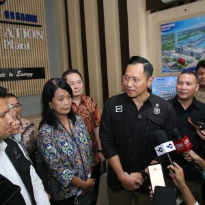 Menko AHY Dorong Daerah Lain Tiru Surabaya Terapkan Teknologi Pengelolaan Sampah Menko AHY Dorong Daerah Lain Tiru Surabaya Terapkan Teknologi Pengelolaan Sampah