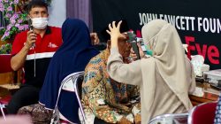 Ratusan Warga Antusias Ikut Program Operasi Katarak Gratis di Banyuwangi