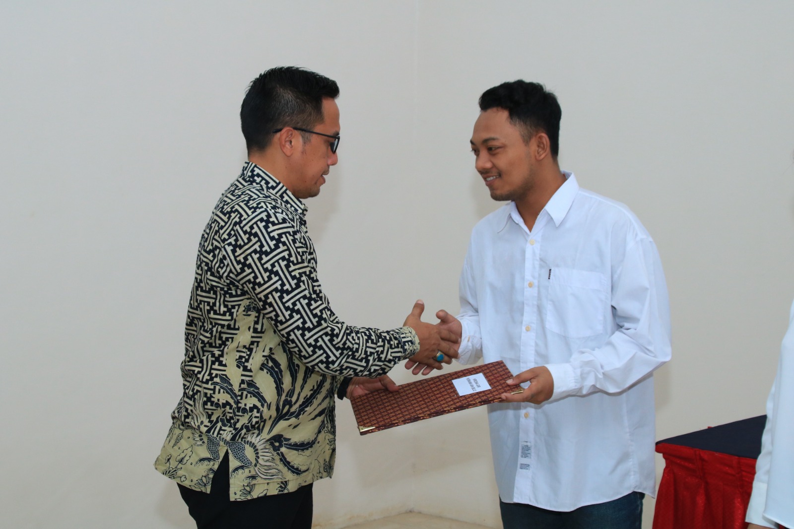 Tiga Warga Binaan Buddhis di Lapas Banyuwangi Dapat Remisi