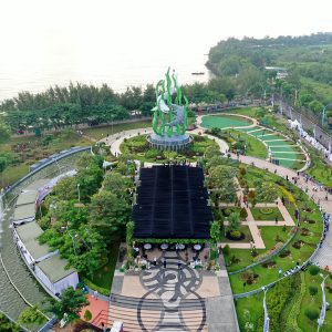Anggota APEKSI Gelar Aksi Tanam Pohon di Taman Suroboyo