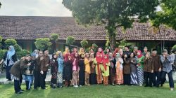 Peringati Hari Pendidikan Nasional SMAN 1 Karas Tanamkan Nilai Luhur Budaya Bangsa Pada Siswa