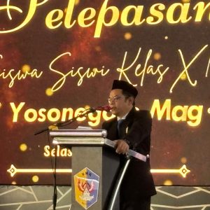 600 Siswa SMK Yosonegoro Dinyatakan Lulus Dan Menjalani pelepasan 600 Siswa SMK Yosonegoro Dinyatakan Lulus Dan Menjalani pelepasan